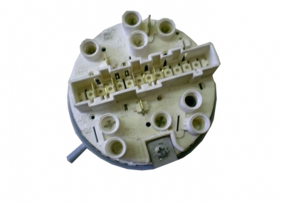 Реле уровня воды (прессостат) для стиральной машины Candy 91201380